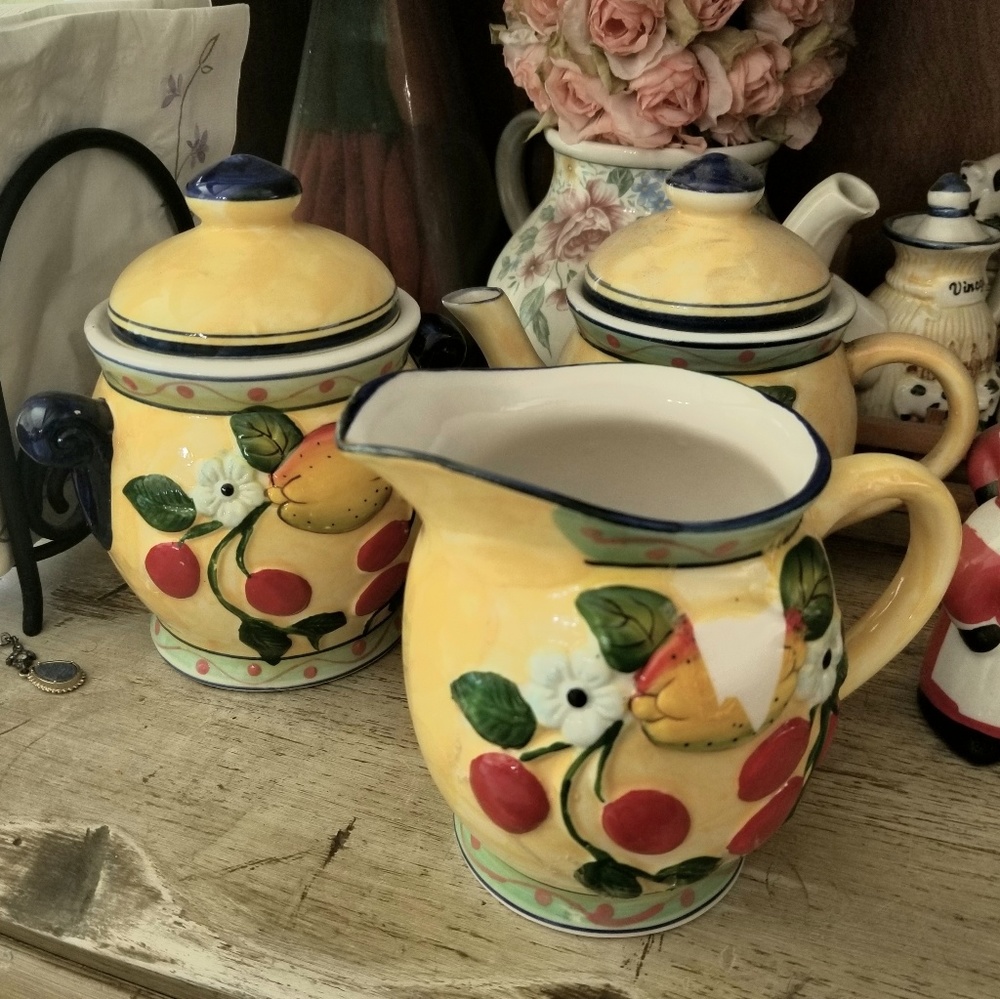 Vintage 3 pc Tea Set